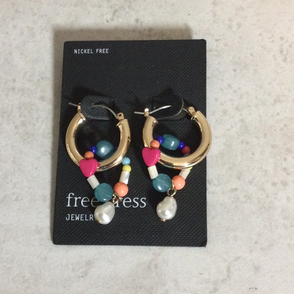 NWT Free Press gold hoops with colorful bead earrings